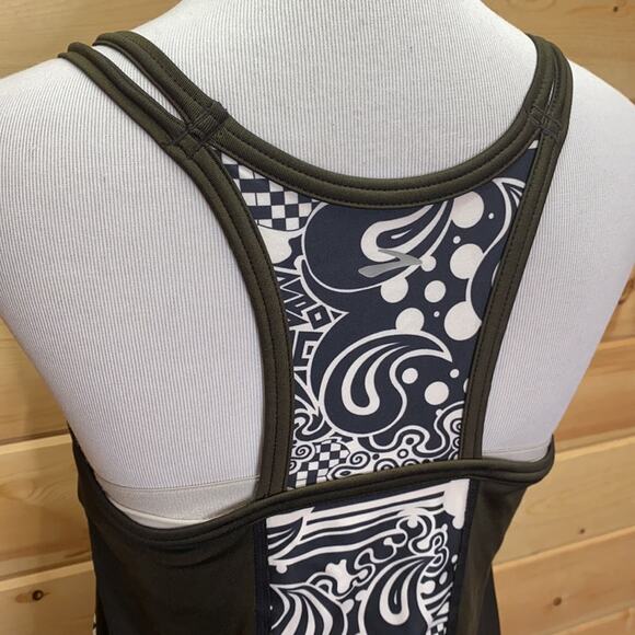 Brooks Racerback Equilibrium Technology Tank Swim - Picture 6 of 9